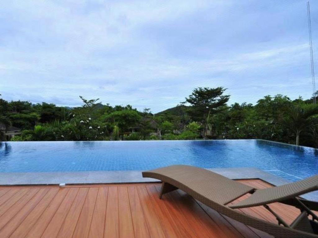 Dusit Talai Resort Mu Si Exterior photo