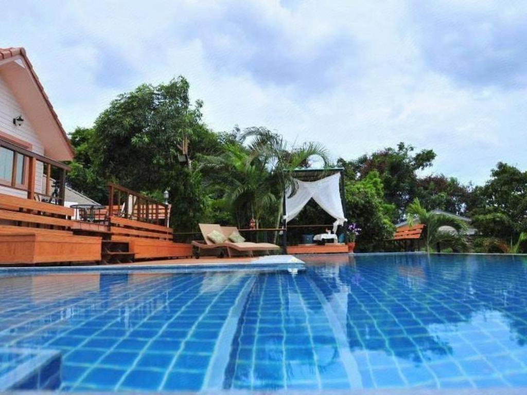 Dusit Talai Resort Mu Si Exterior photo