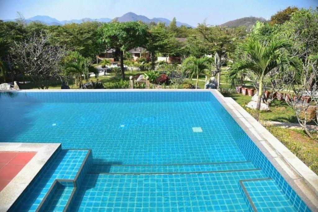 Dusit Talai Resort Mu Si Exterior photo