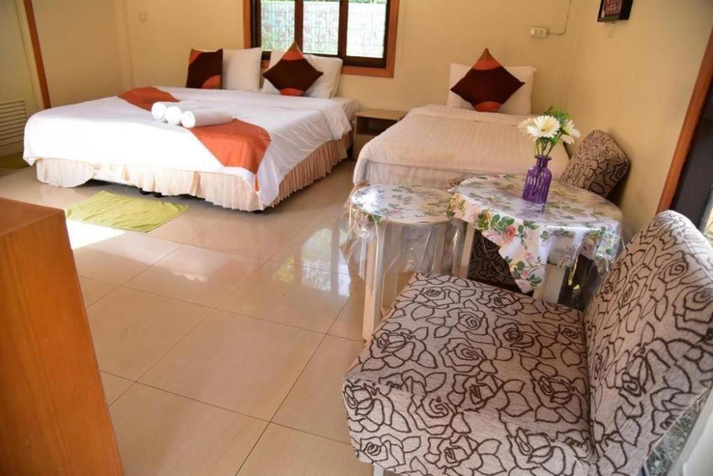 Dusit Talai Resort Mu Si Exterior photo